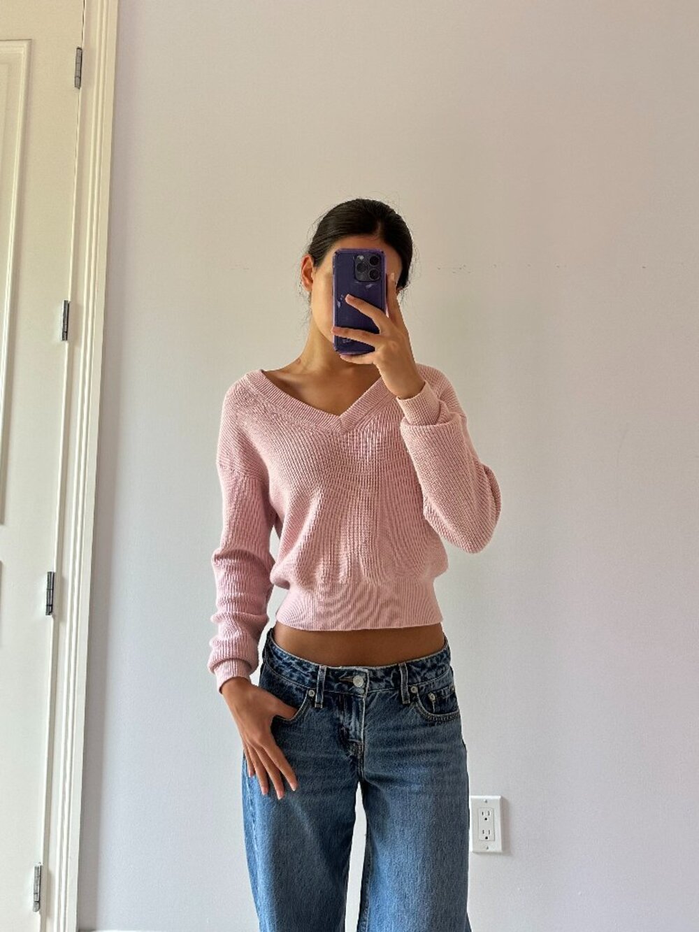 Aritzia Soft Pink V Neck Sweater